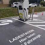 Stunning Woerthersee 16 דירה Sekull