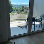 Stunning Woerthersee 16 דירה Sekull