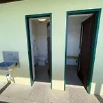 Stunning Woerthersee 16 דירה Sekull