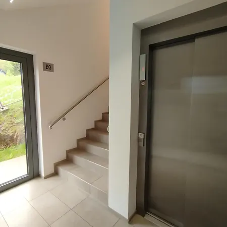 Stunning Woerthersee 16 * Sekull