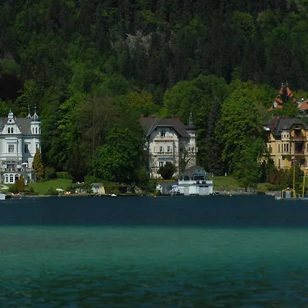 Stunning Woerthersee 16 アパート *