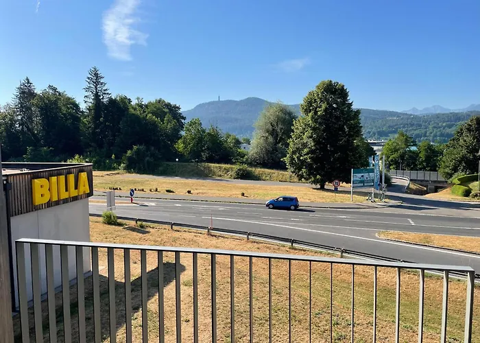 Stunning Woerthersee 16 *