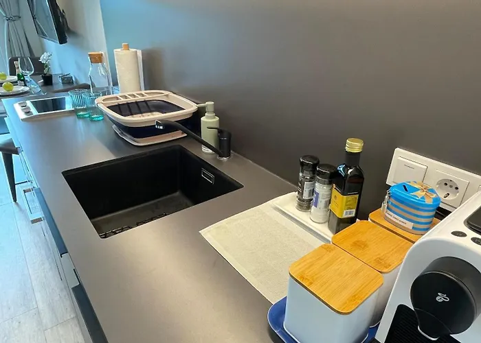 Stunning Woerthersee 16 *